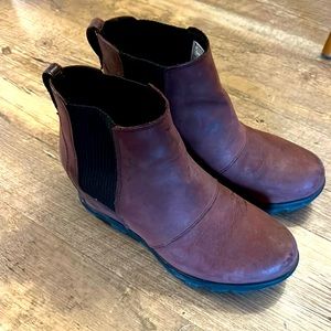 Sorel wedge boots